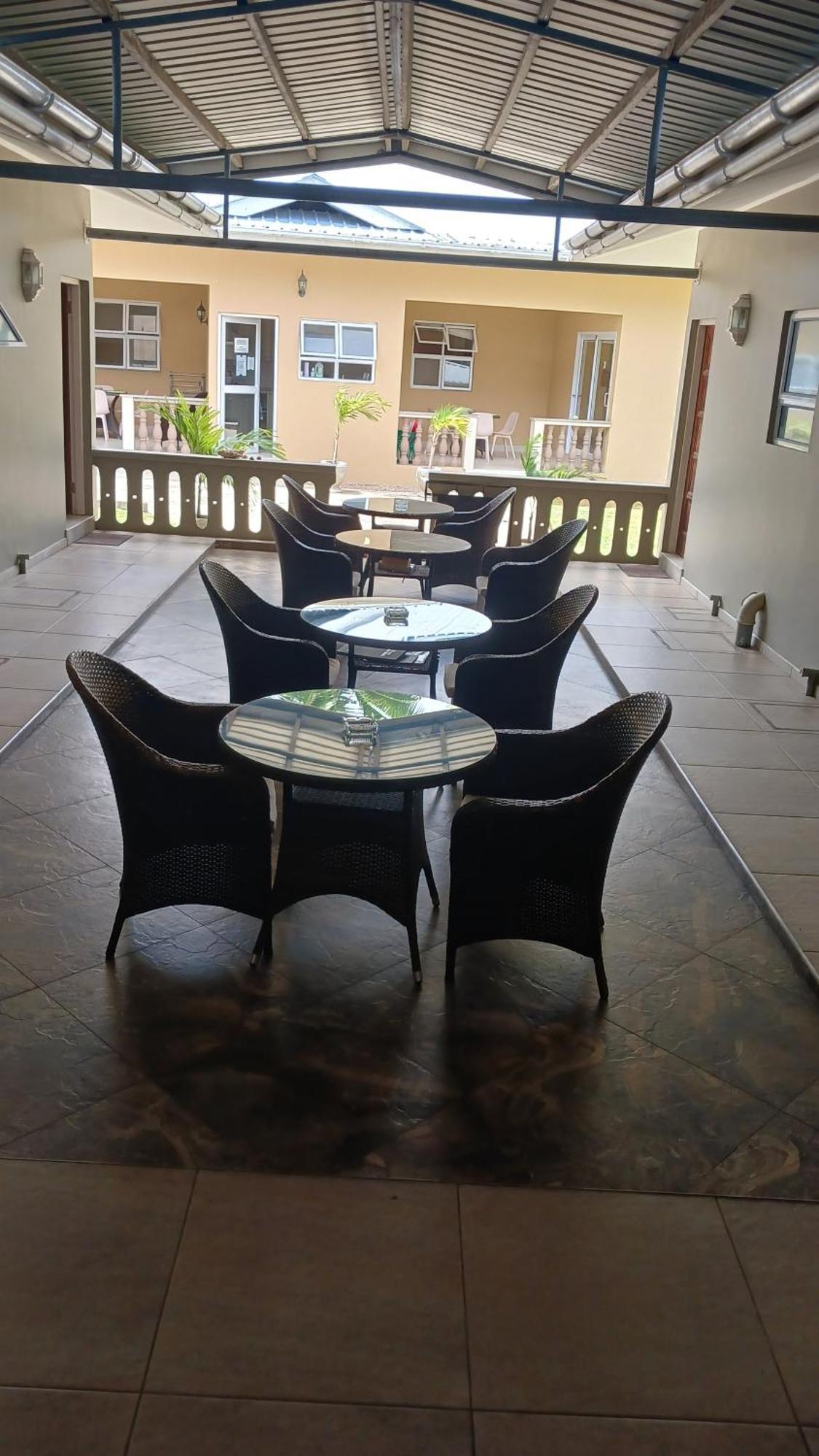 Beau Bassin Inn Baie Lazare  Екстериор снимка