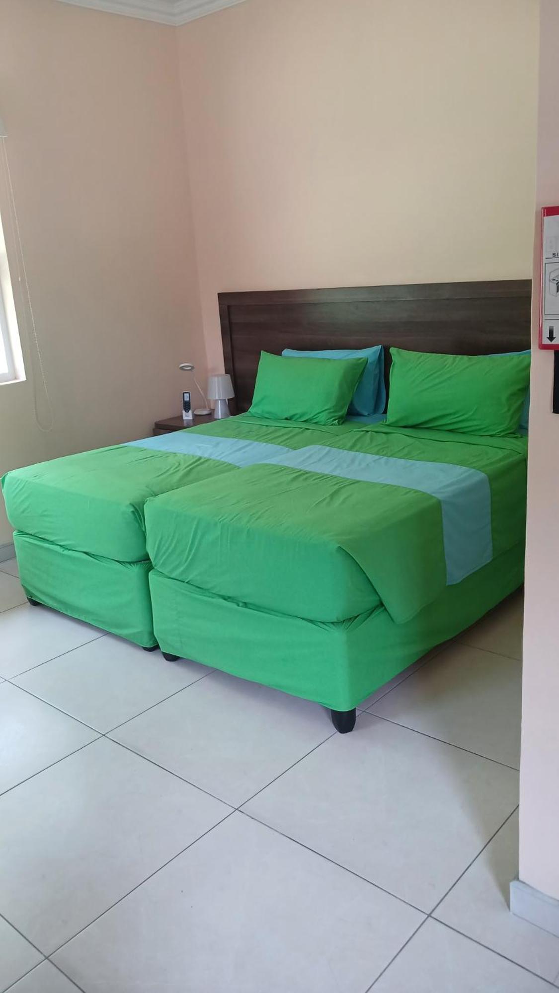 Beau Bassin Inn Baie Lazare  Екстериор снимка