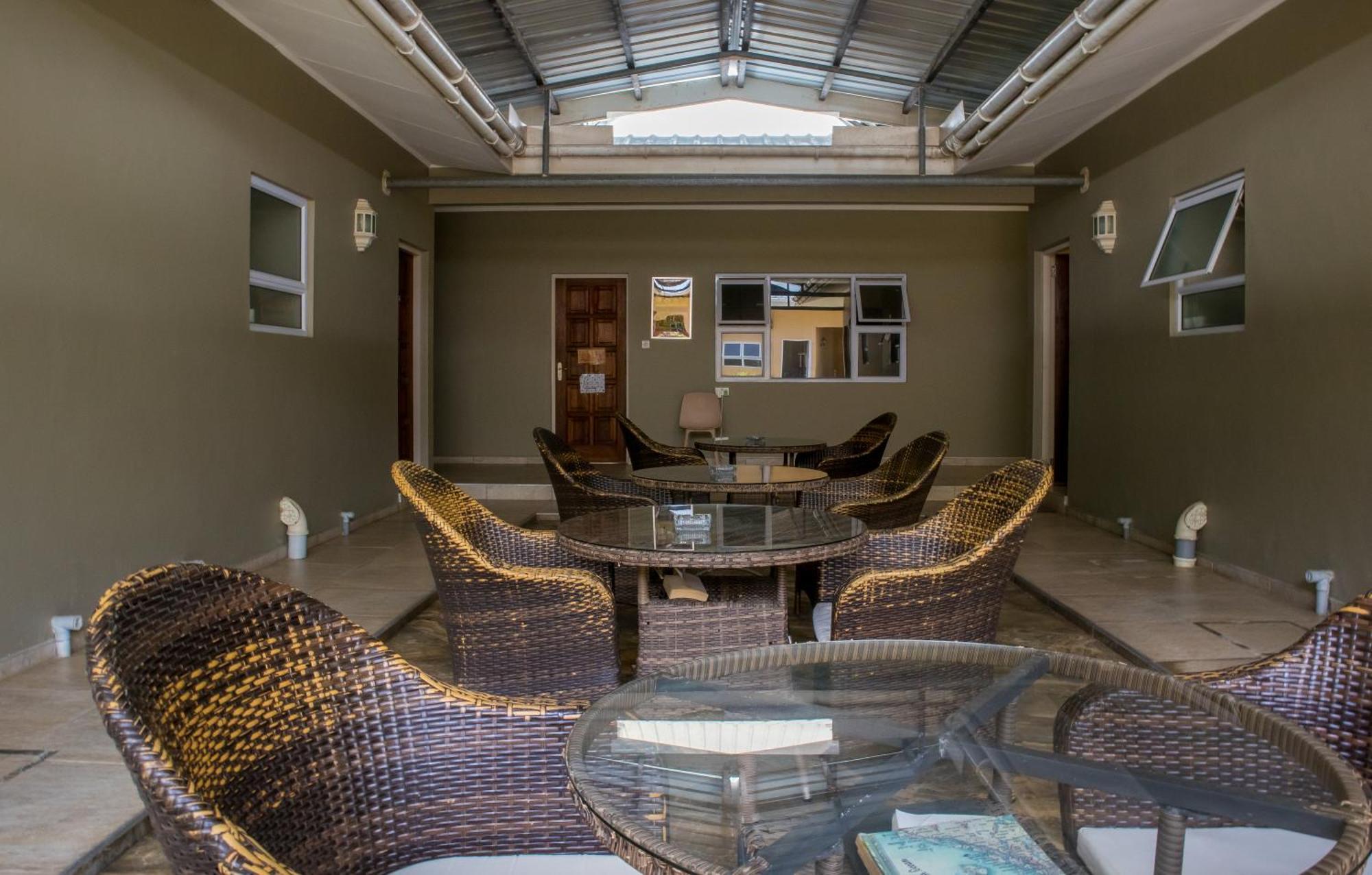 Beau Bassin Inn Baie Lazare  Екстериор снимка